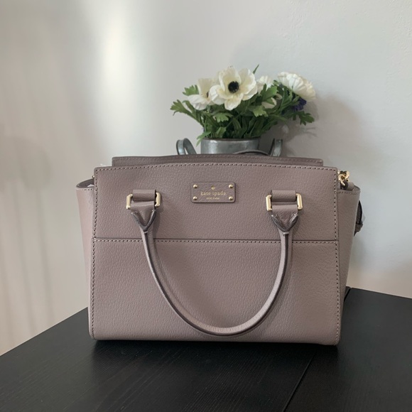 kate spade Handbags - Kate Spade Satchel♠️